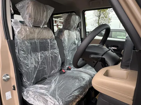Mitsubishi Delica Mini
