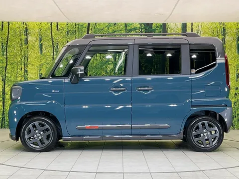 Suzuki Spacia Gear