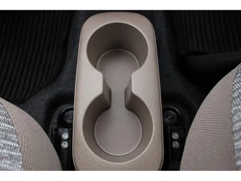 Daihatsu Mira Tocot
