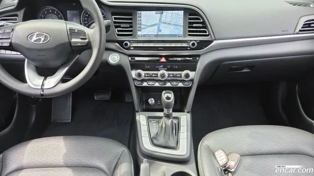 Hyundai Elantra (Avante)