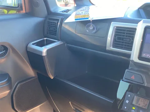 Toyota Pixis Mega