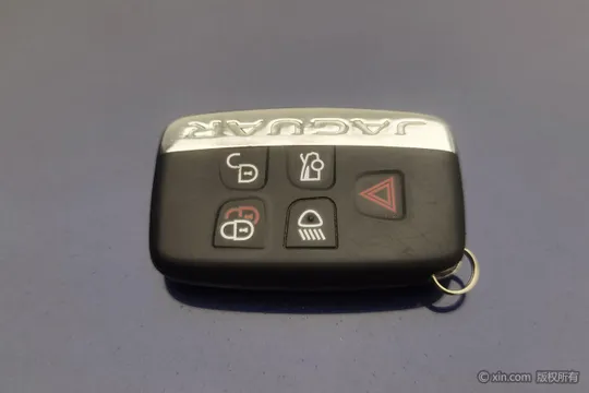 Jaguar XFL