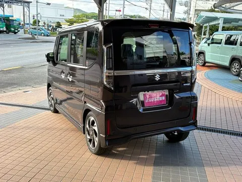 Suzuki Spacia