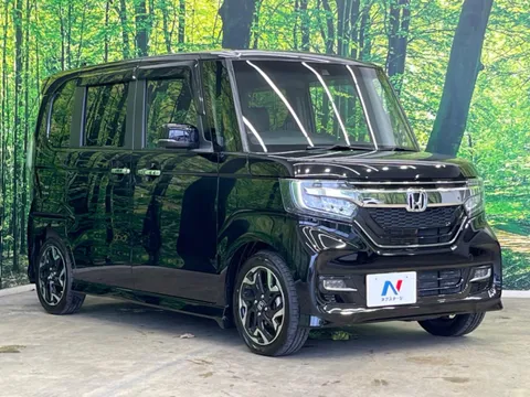 Honda N-BOX Custom