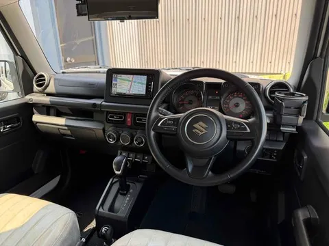 Suzuki Jimny Sierra