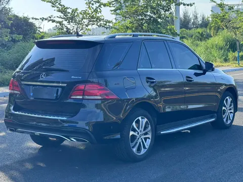 Mercedes-Benz GLE-Class