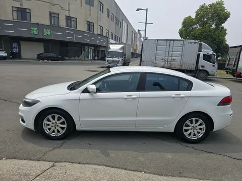 Qoros 3