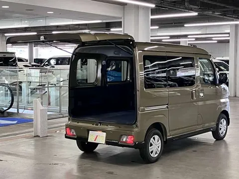 Daihatsu Atrai