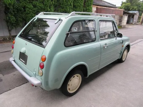 Nissan Pao
