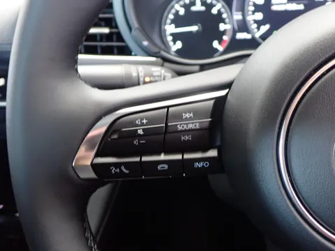 Mazda MAZDA3 Sedan