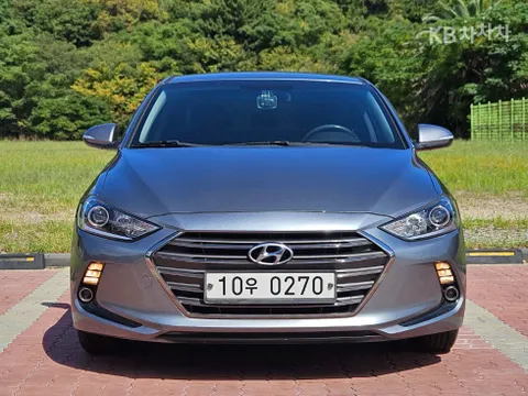 Hyundai Elantra (Avante)