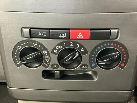 Toyota Pixis Space