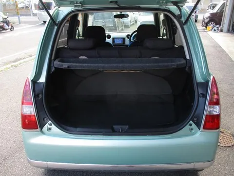 Daihatsu Mira Gino