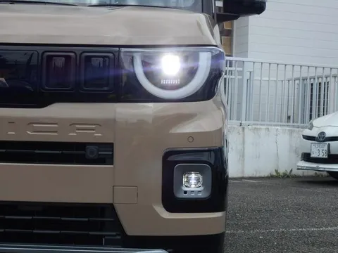 Mitsubishi Delica Mini