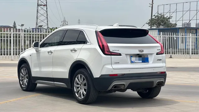 Cadillac XT4