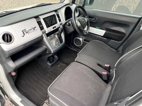 Mazda Flair Crossover