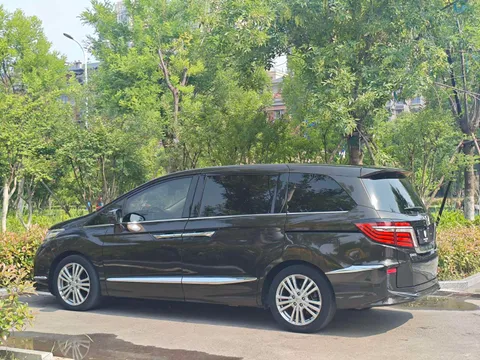 Honda Elysion