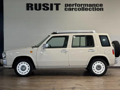 Nissan Rasheen