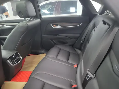 Cadillac XTS