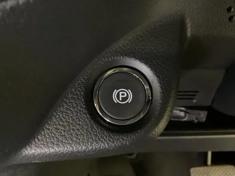 Honda N-BOX Slash