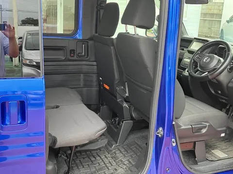 Honda N-VAN Plus Style