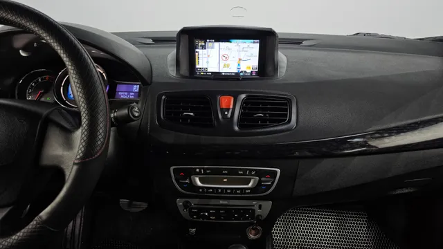 Renault SM3