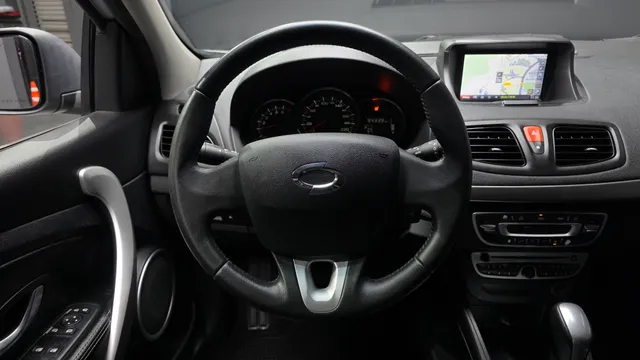 Renault SM3