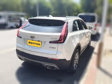 Cadillac XT4