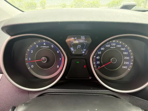 Hyundai Elantra (Avante)