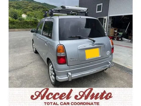 Daihatsu Mira Gino