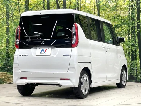 Mitsubishi eK Space