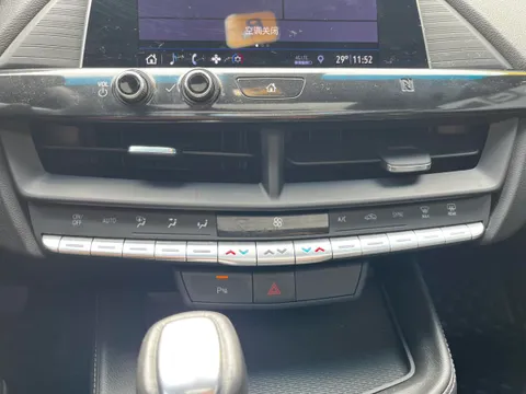 Cadillac CT4