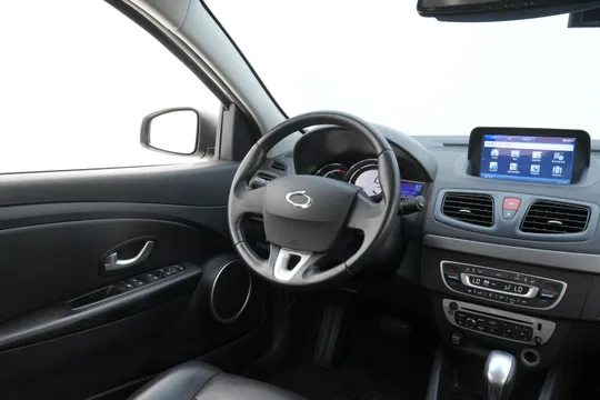 Renault SM3