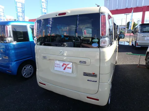 Suzuki Spacia