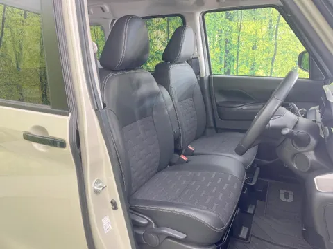 Mitsubishi Delica Mini