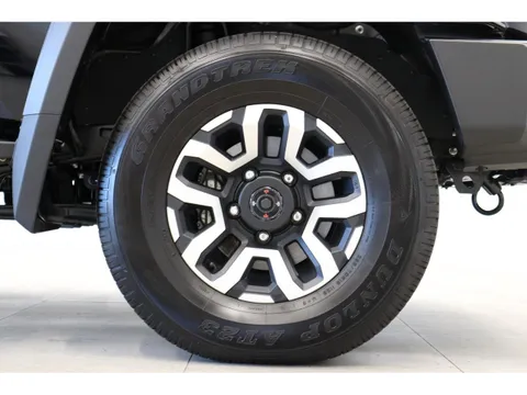 Toyota Land Cruiser 70