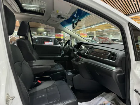 Honda Elysion