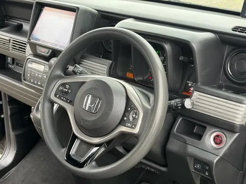 Honda N-VAN Plus Style