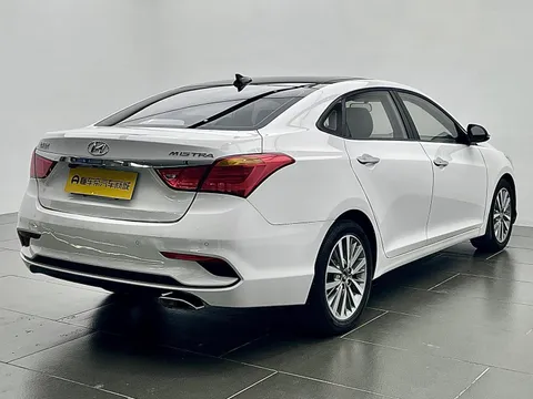 Hyundai Mistra