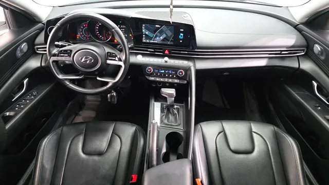 Hyundai Elantra (Avante)