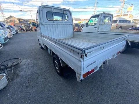 Mitsubishi Minicab Truck
