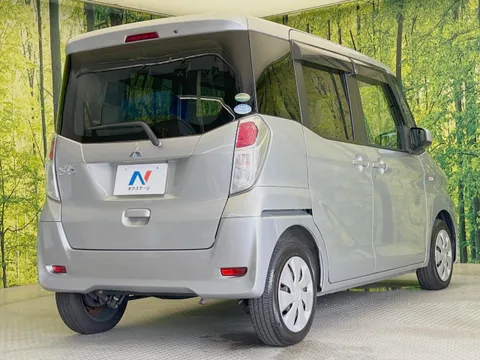 Mitsubishi eK Space