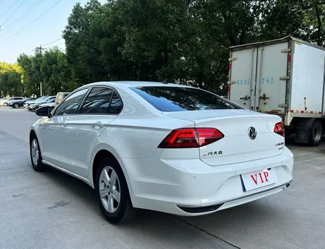Volkswagen Lamando