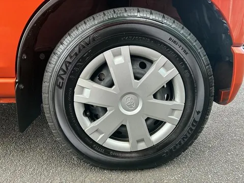 Toyota Pixis Van