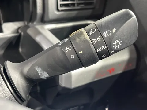 Toyota Pixis Mega