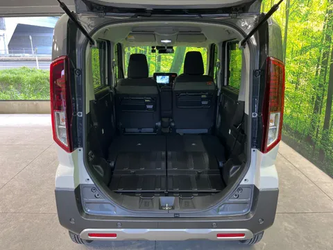 Suzuki Spacia Gear