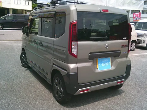 Suzuki Spacia Gear