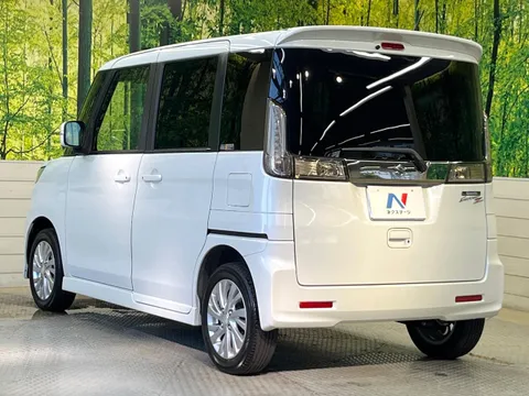 Suzuki Spacia Custom Z