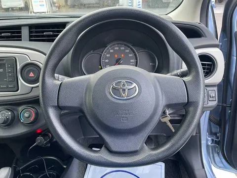 Toyota Yaris (Vitz)