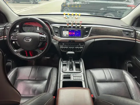Gac GS8